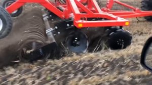 Видео от клиента Трактор Yto x1304 БДМ 4х2 Фроловский район Волгоградсккая область
