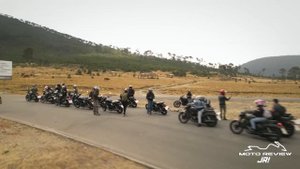 Royal Enfield SHOTGUN 650 Review | ¿Custom económica?