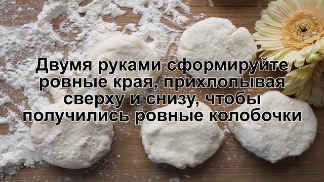КАК ПРИГОТОВИТЬ СЫРНИКИ БЕЗ МУКИ? Пышные и нежные творожные сырники с манкой без муки