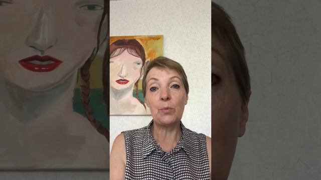 В юности мы мечтаем проснуться знаменитыми. В старости просто проснуться
