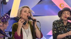 Группа “Фрукты“ (Fruktы) ─ Восьмиклассница