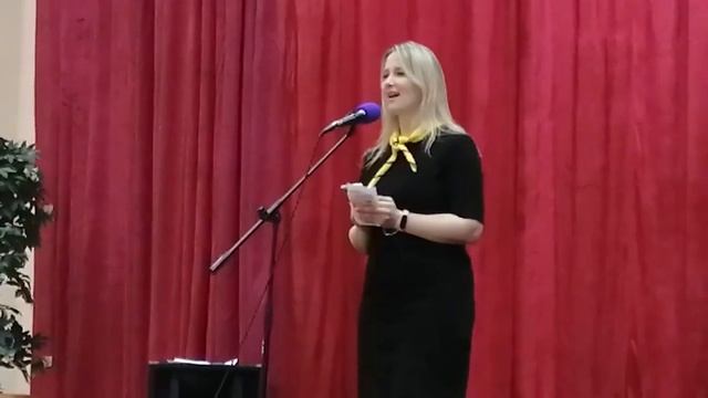 Кострома, Елена Яблокова, Песенка о счастье