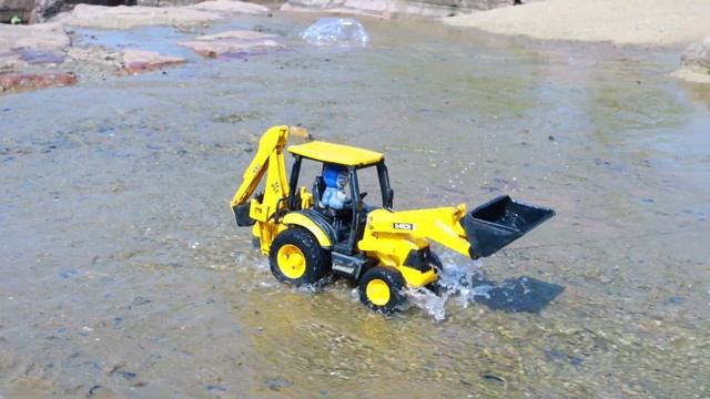 Друзья-тракторы спасают грузовичков смотреть онлайн