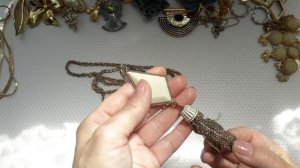 149.Распаковка винтажной бижутерии.