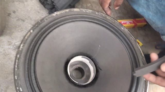 12 inch 300 watt speaker repair kaise kare  how to repair 3 inch voice coil #Himanshuelectronicvlog
