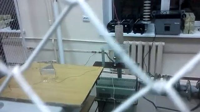 Несимметричный конденсатор. тест 2