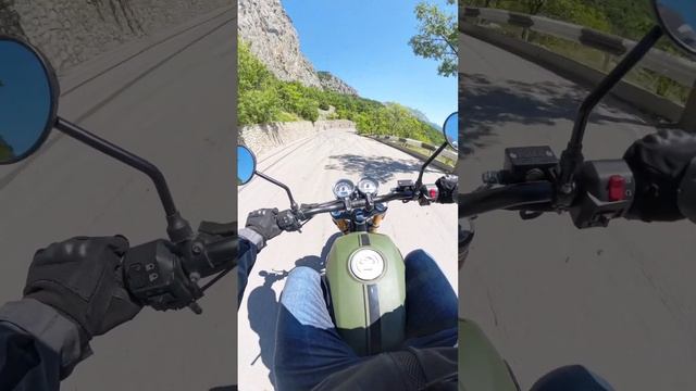 Поездка по старому Южнобережному шоссе #юбк #insta360 #insta360x4 #крым #мото #bikers смотреть онлайн