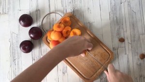 Фруктовый пирог с абрикосами и сливами  Как испечь ПИРОГ с АБРИКОСАМИ в ДУХОВКЕ