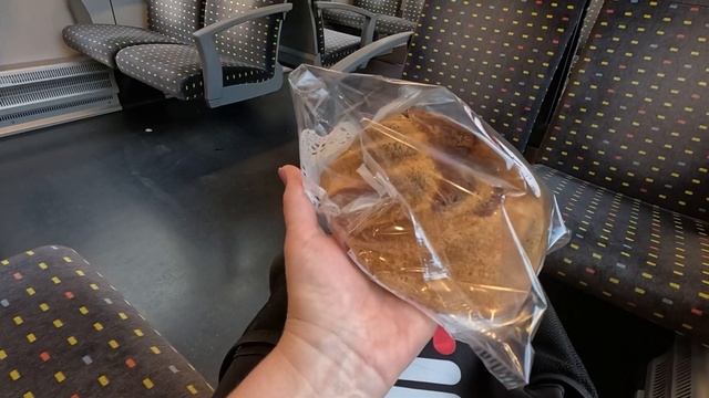 Одесситы 🇺🇦 в Швейцарии 🇨🇭 Фестиваль Веспы, чем кормят на работе?
