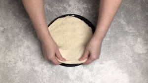 ДОМАШНЯЯ ПИЦЦА С КОЛБАСОЙ ПОМИДОРАМИ И СЫРОМ НА ДРОЖЖЕВОМ ТЕСТЕ Как приготовить пиццу в духовке