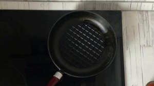 Филе бедра индейки на сковороде Жареное ФИЛЕ БЕДРА ИНДЕЙКИ без костей на сковороде