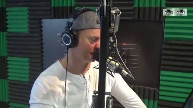 The Edge Morning Show w/ Vic Faust, Chris Knight & Eric Johnson смотреть онлайн