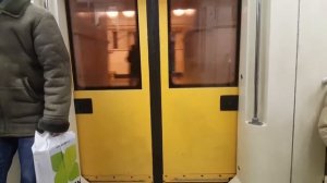 Поездка в московском метро на поезде 81-740 'русич'