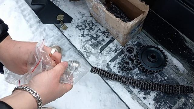 Буран с ДВС Loncin 30 на гусеницах полярник - обзор после поездки в Тайгу. @Pavel_SIBERIA смотреть онлайн