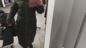 СЕКОНД ХЕНД. НОВЫЙ ЗАВОЗ. НИЧЕГО НЕ ОСТАЛОСЬ. СМЕЛИ ВСЁ. ИНТЕРЕСНЫЙ ПУХОВИК. КОЕ - ЧТО ПРИМЕРИЛА.