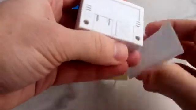 Indoor Temperature and Humidity Monitor Digital Thermometer  (gearbest.com)