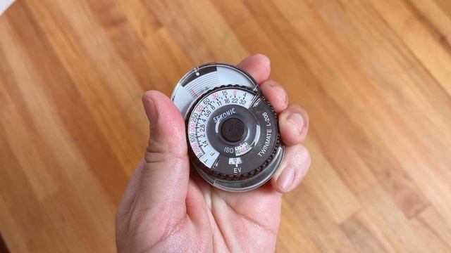 How To Calibrate Sekonic L-208 Twinmate Analog Light Meter