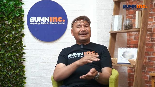 UKM Indonesia Sukses Buka Usaha Angkringan Kopi Di Inggris смотреть онлайн