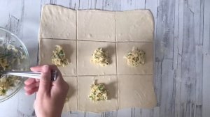 КАК ПРИГОТОВИТЬ КОНВЕРТИКИ ИЗ СЛОЕНОГО ТЕСТА С СЫРОМ? Сырные пирожки на закуску