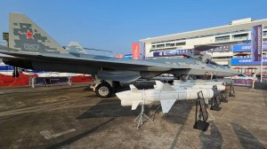 Фигуры высшего пилотажа Су-57Э Airshow China 2024 в Чжухае