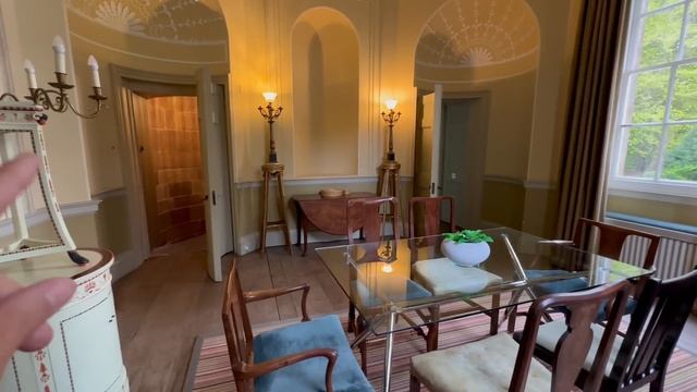 NICOLAS RETURNS HOME | A Private Tour of An English Manor смотреть онлайн