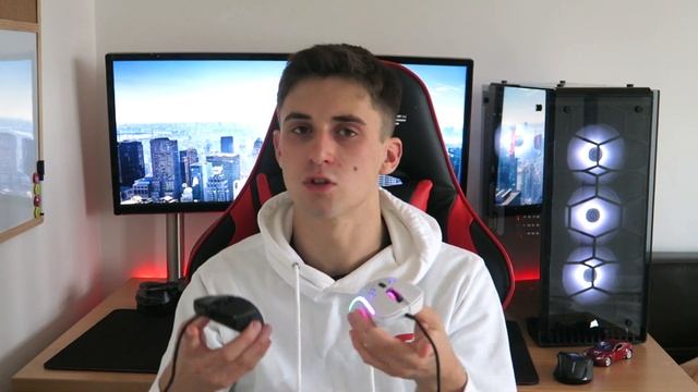 Glorious Model D Minus vs Razer Viper Mini - DONT Get This One IF..... (Gaming Mouse Comparison) смотреть онлайн