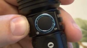 Olight "Seeker 2 Pro" 3,200 Lumens With Some Cool New Features!