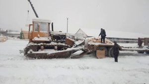 Как везли свой бульдозер. Трал жесть!