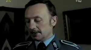 Конец сезона мороженого. Производство Польша. 1987г. Иронический детектив.