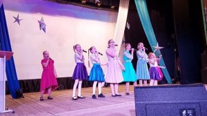 Песня "Притяжение земли" исп. хор КШИ