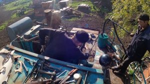 Запуск старенького комбайна (Енисея 1200НМ) после года простоя и ремонта.