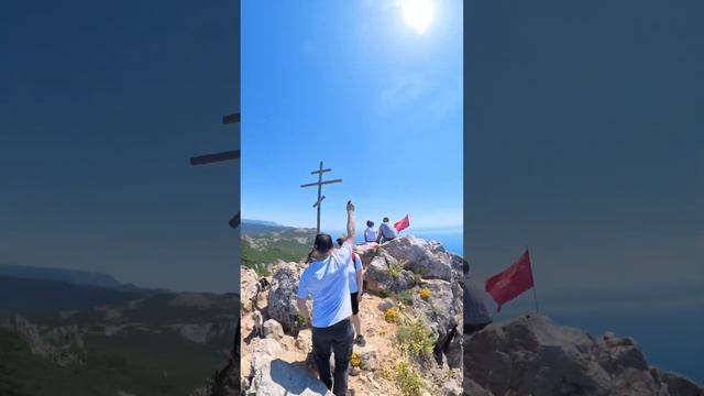 На вершине ИльясКая #поход #севастополь #2024 #insta360x4 #insta360 #горы #travel #adventure #hiking смотреть онлайн