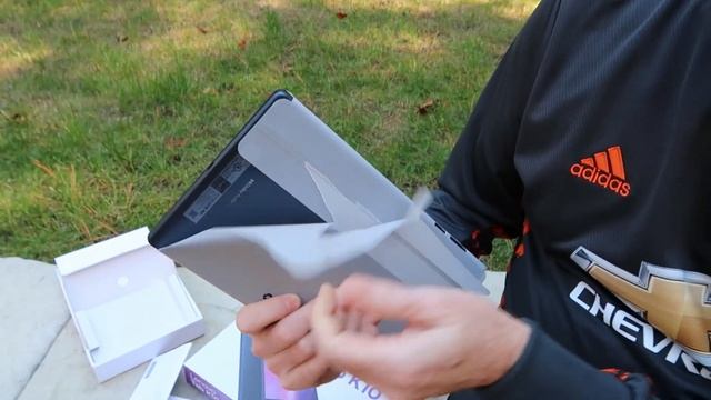 Unboxing Lenovo Tab K10.  10.3" FHD Android Tablet w/ LTE!!