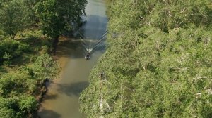 2316943-uhd_3840_2160_24fps