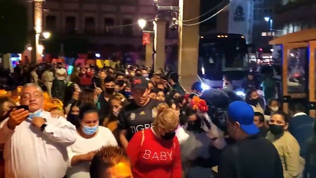 Dia de los Muertos, La Historia y La Cultura смотреть онлайн