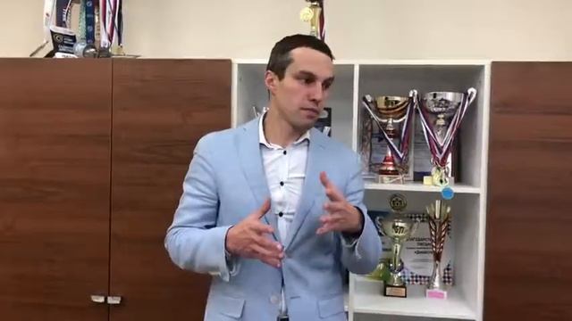 Видеоприглашение от Дмитрия Хадикова на онлайн-конференцию "День управления стоматологией"