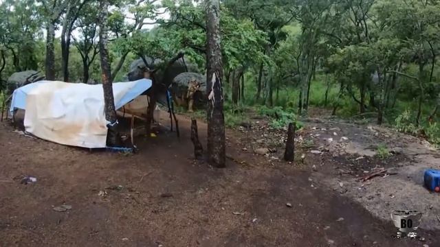 Патрулювання миротворцями ООН в ЦАР та зачистка поселення від бойовиків смотреть онлайн