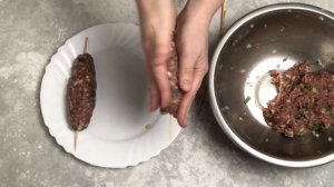 Люля-кебаб на сковороде в домашних условиях из фарша Как приготовить Люля из говядины на сковороде