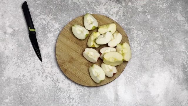 КАК ПРИГОТОВИТЬ САМЫЙ ПРОСТОЙ ПИРОГ С ЯБЛОКАМИ В ДУХОВКЕ? Вкусный, яблочный, на молоке
