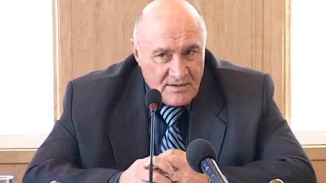 Реорганизация системы управления в администрации района.