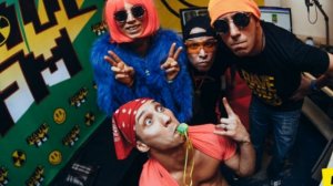 Радиотранс - прыгай , как можно выше ( Supersekta BreaKCore RMX )