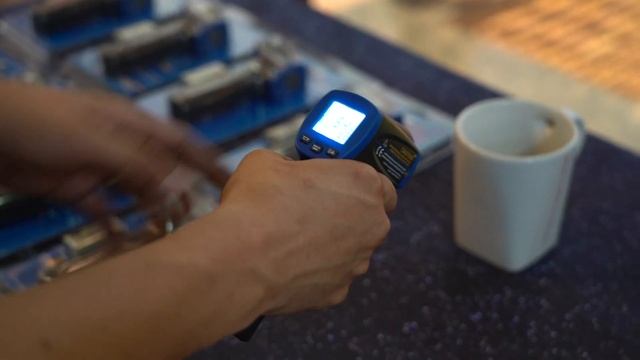 VALUE VIT-300 Infrared Thermometer l เครื่องวัดอุณหภูมิอินฟาเรด เทอร์โมมิเตอร์วัดแบบไม่สัมผัส смотреть онлайн