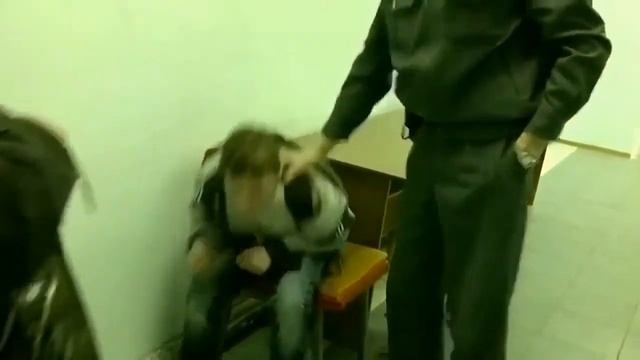 вор в законе пресует ментов