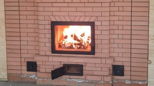 Большая банная печь с каминной дверкой