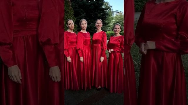 Вокальный ансамбль "Лира" (г. Анапа) - вокализ "Ave Maria" у Вечного огня (отрывок)