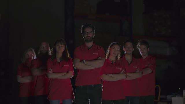 САГА О ТРЕХ ФУТБОЛКАХ смотреть онлайн