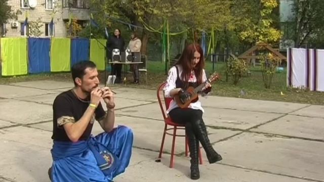 Дебют дуету ВіталійСагайда козак Філософ Ратов та пані Юля Гаранжа!