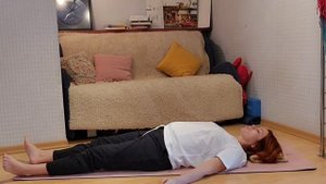 Разблокировка шеи и поясницы одновременно.