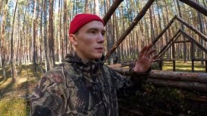 СТРОЮ ХИЖИНУ в ЛЕСУ! Строю ОДИН, ДОМИК в ЛЕСУ 5 ДЕНЬ СТРОЙКИ 2К