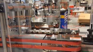 Линия розлива шампуня и жидкого мыла R-200 с поршневым дозатором, укупором и этикетировщиком